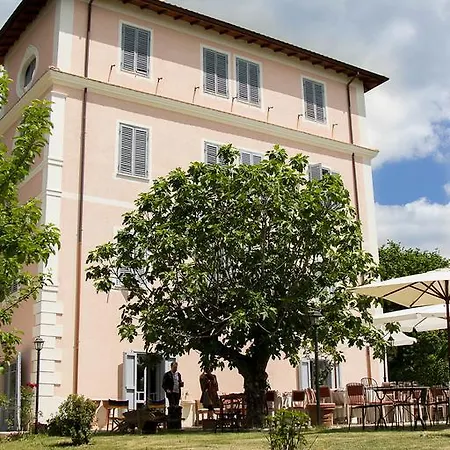 Etra Bed & Breakfast *